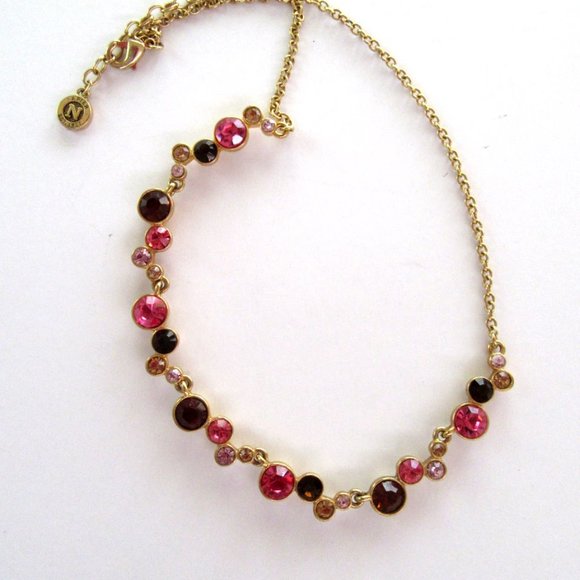 Pink to deep rose rhinestone choker necklace - Picture 7 of 8
